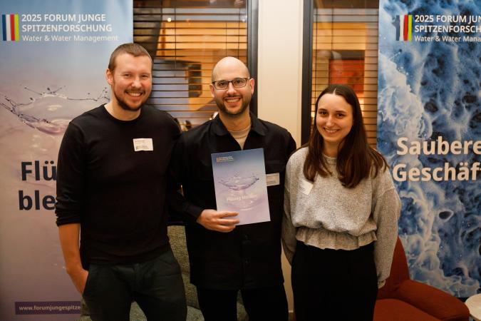 Forum Junge Spitzenforschung 2025, Finale, Platz-1, Bio Adsorberperlen zur Wasseraufreinigung FU