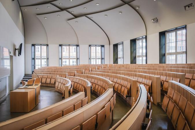 H&ouml;rsaal 202