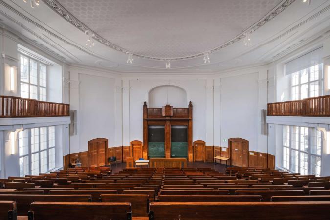 H&ouml;rsaal 10