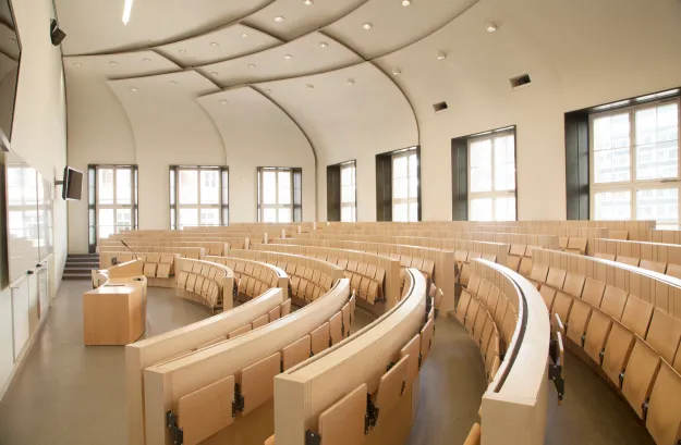 H&ouml;rsaal 202