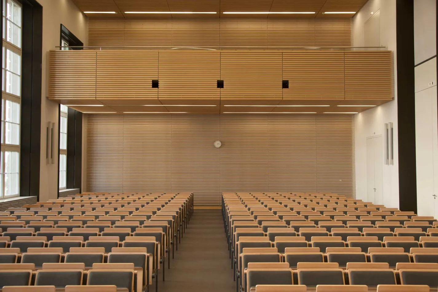 H&ouml;rsaal 201